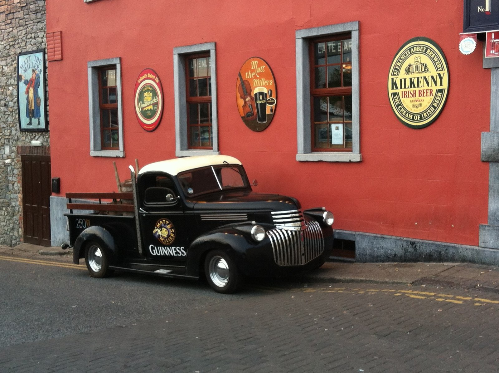 Kilkenny street scene on a day trip from Dublin
